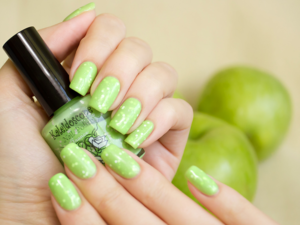 EL Corazon Kaleidoscope Лак для ногтей Модница