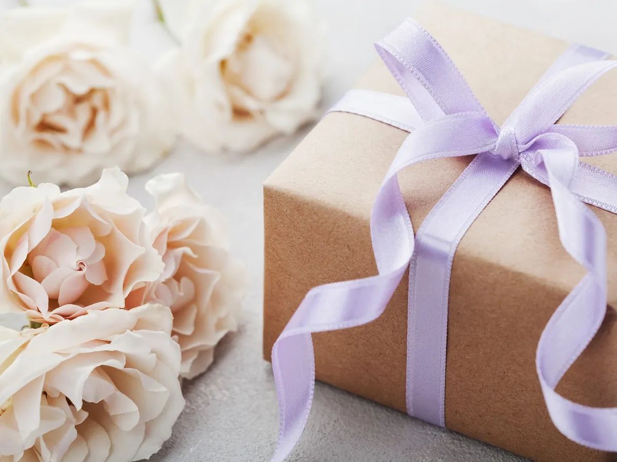 Що подарувати дівчині на 8 Березня? Що подарувати дівчині на 8 Березня?