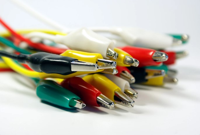 преимущества и недостатки разных типов клемм для электропроводки преимущества и недостатки разных типов клемм для электропроводки